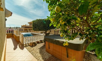 Revente - Villa - Torrevieja - Los Altos