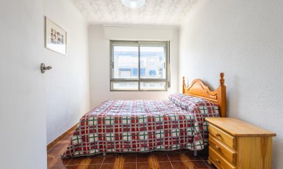 Reventa - Apartamento / piso - Torrevieja - Playa del Acequión