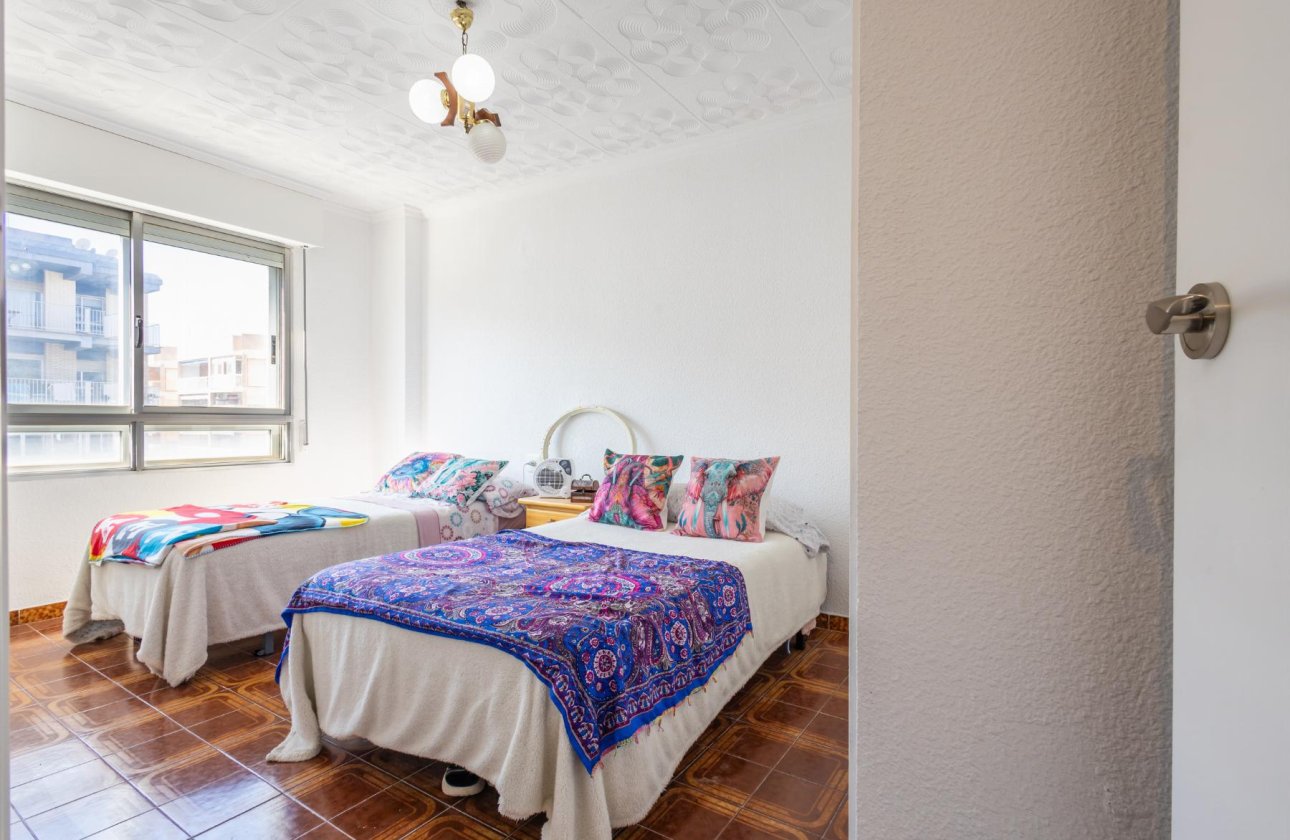 Reventa - Apartamento / piso - Torrevieja - Playa del Acequión