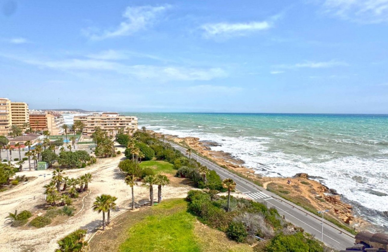 Resale - Apartment / flat - Torrevieja - Torrelamata - La Mata