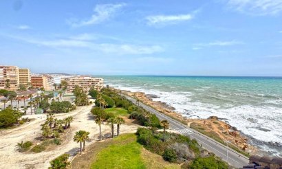Resale - Apartment / flat - Torrevieja - Torrelamata - La Mata