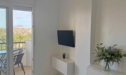 Resale - Apartment / flat - Torrevieja - Torrelamata - La Mata
