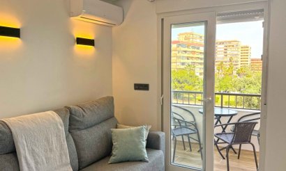 Resale - Apartment / flat - Torrevieja - Torrelamata - La Mata