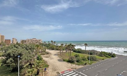 Resale - Apartment / flat - Torrevieja - Torrelamata - La Mata