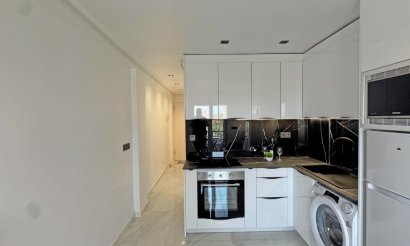 Resale - Apartment / flat - Torrevieja - Torrelamata - La Mata