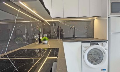 Resale - Apartment / flat - Torrevieja - Torrelamata - La Mata