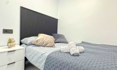 Resale - Apartment / flat - Torrevieja - Torrelamata - La Mata