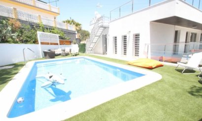 Revente - Villa - Orihuela Costa - Campoamor