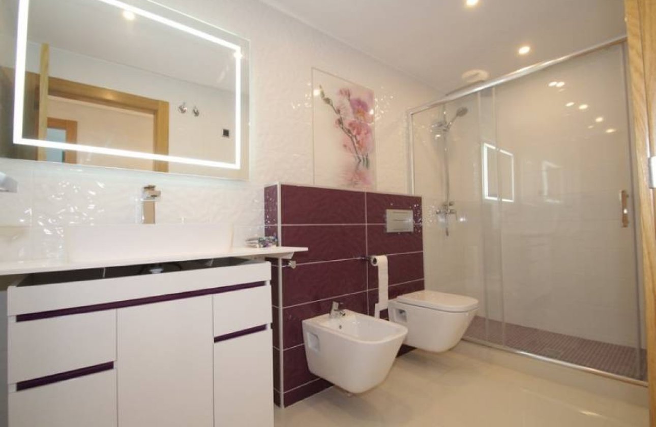 Revente - Villa - Orihuela Costa - Campoamor