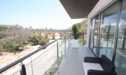 Revente - Villa - Orihuela Costa - Campoamor