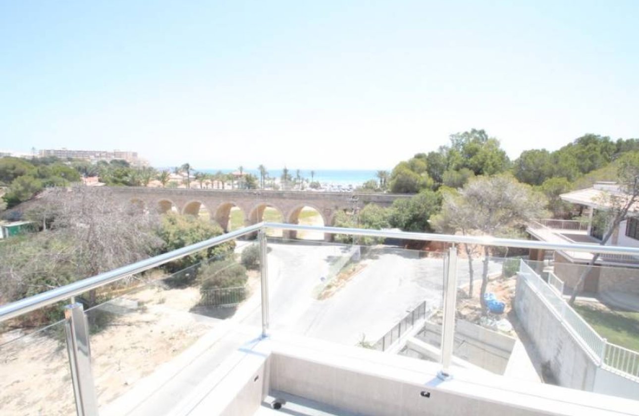Revente - Villa - Orihuela Costa - Campoamor