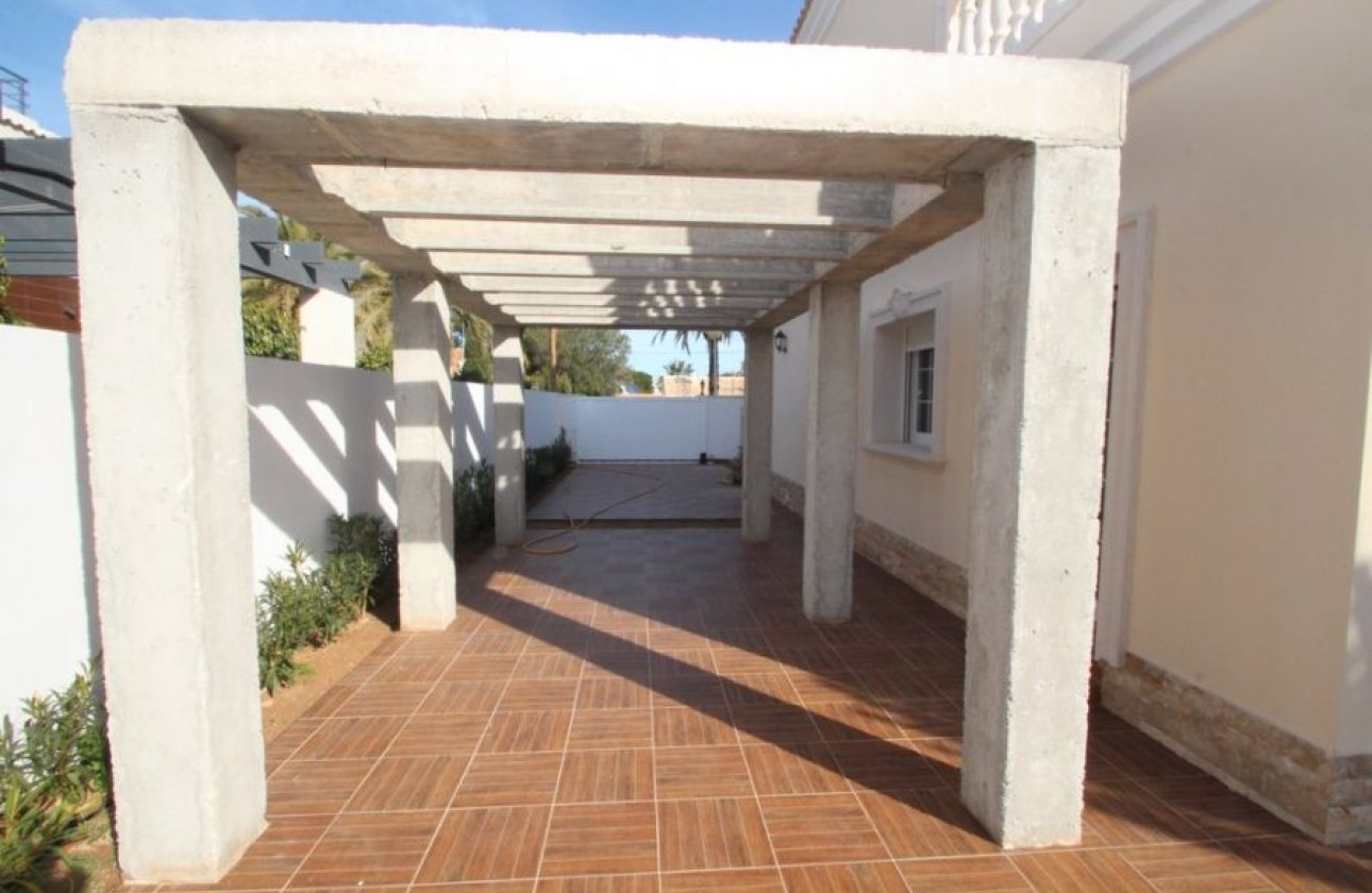 Revente - Villa - Orihuela Costa - Cabo Roig