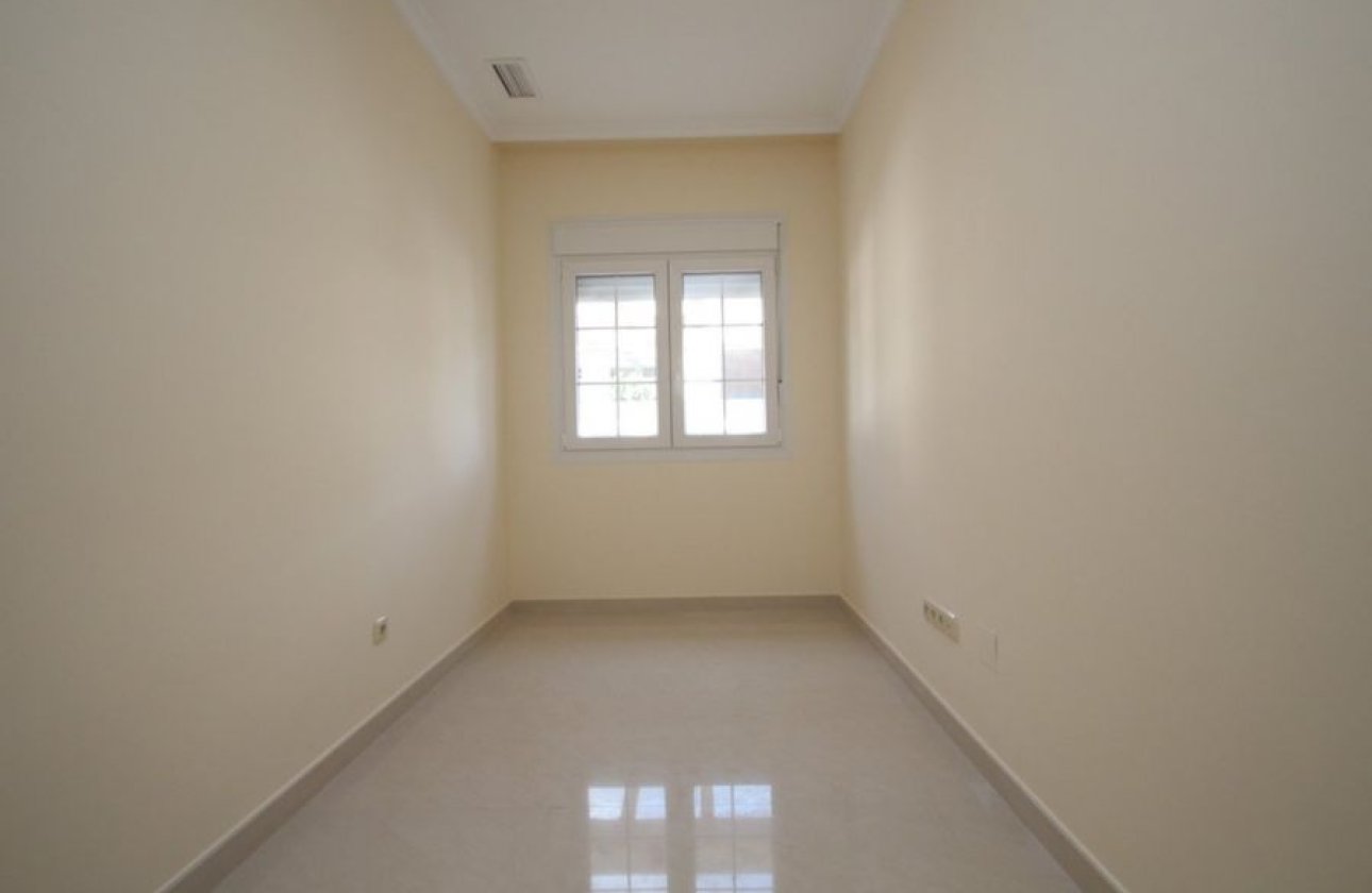 Revente - Villa - Orihuela Costa - Cabo Roig