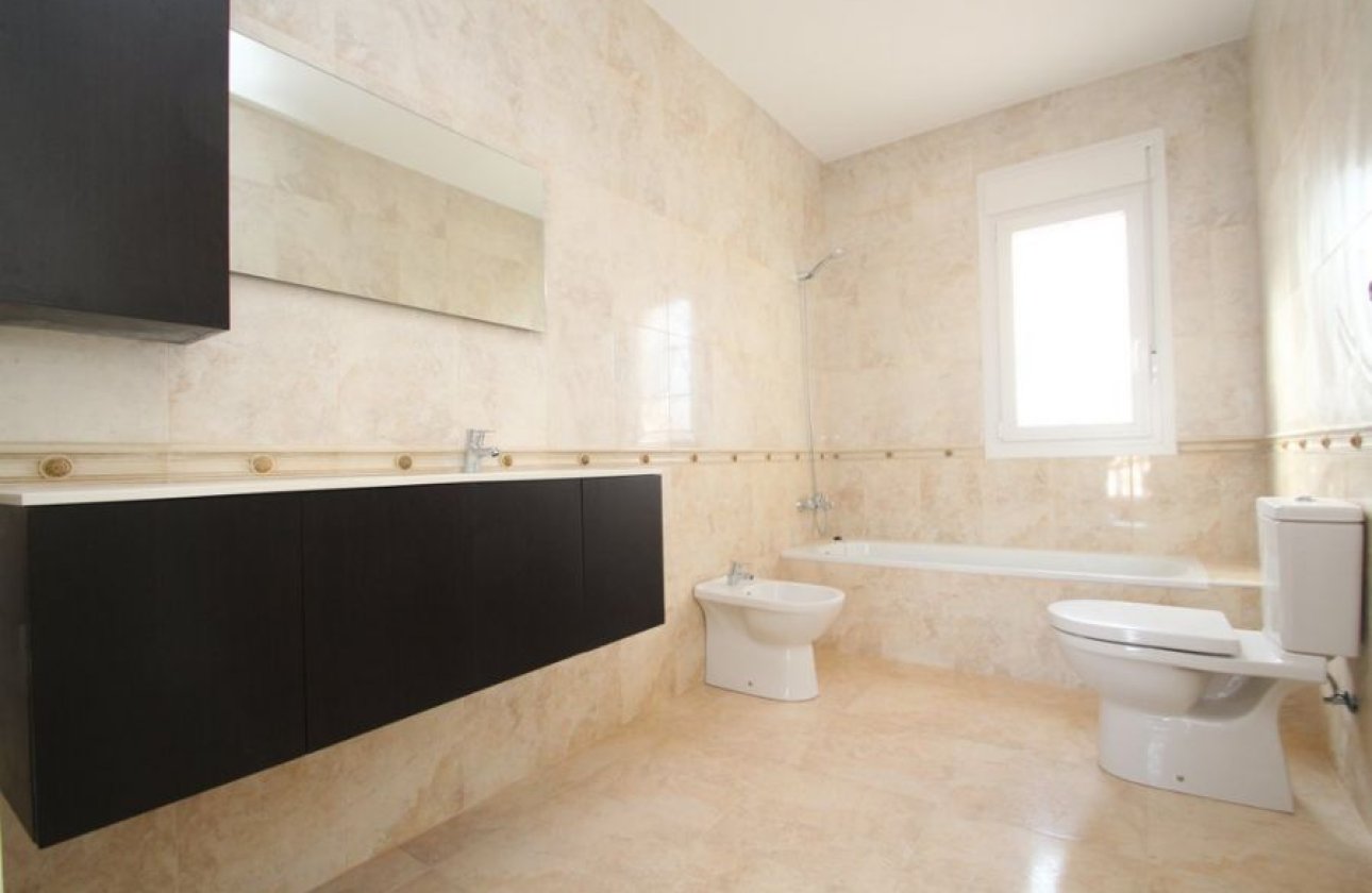 Revente - Villa - Orihuela Costa - Cabo Roig