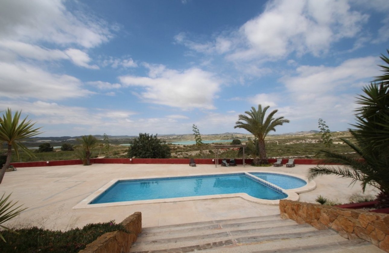 Resale - Villa - Orihuela Costa - Torremendo