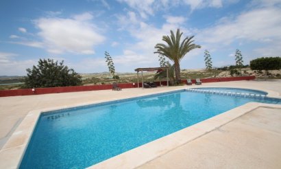 Resale - Villa - Orihuela Costa - Torremendo