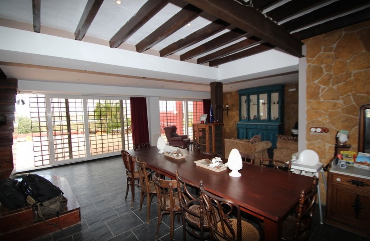 Resale - Villa - Orihuela Costa - Torremendo