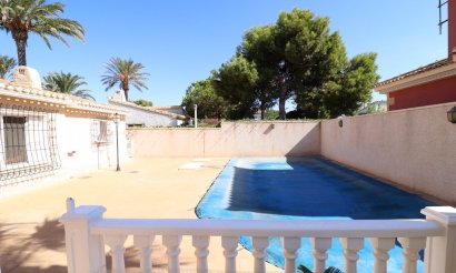 Revente - Villa - Orihuela Costa - Punta Prima