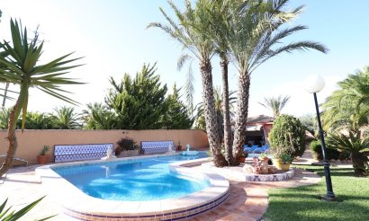 Revente - Villa - Torrevieja - El chaparral