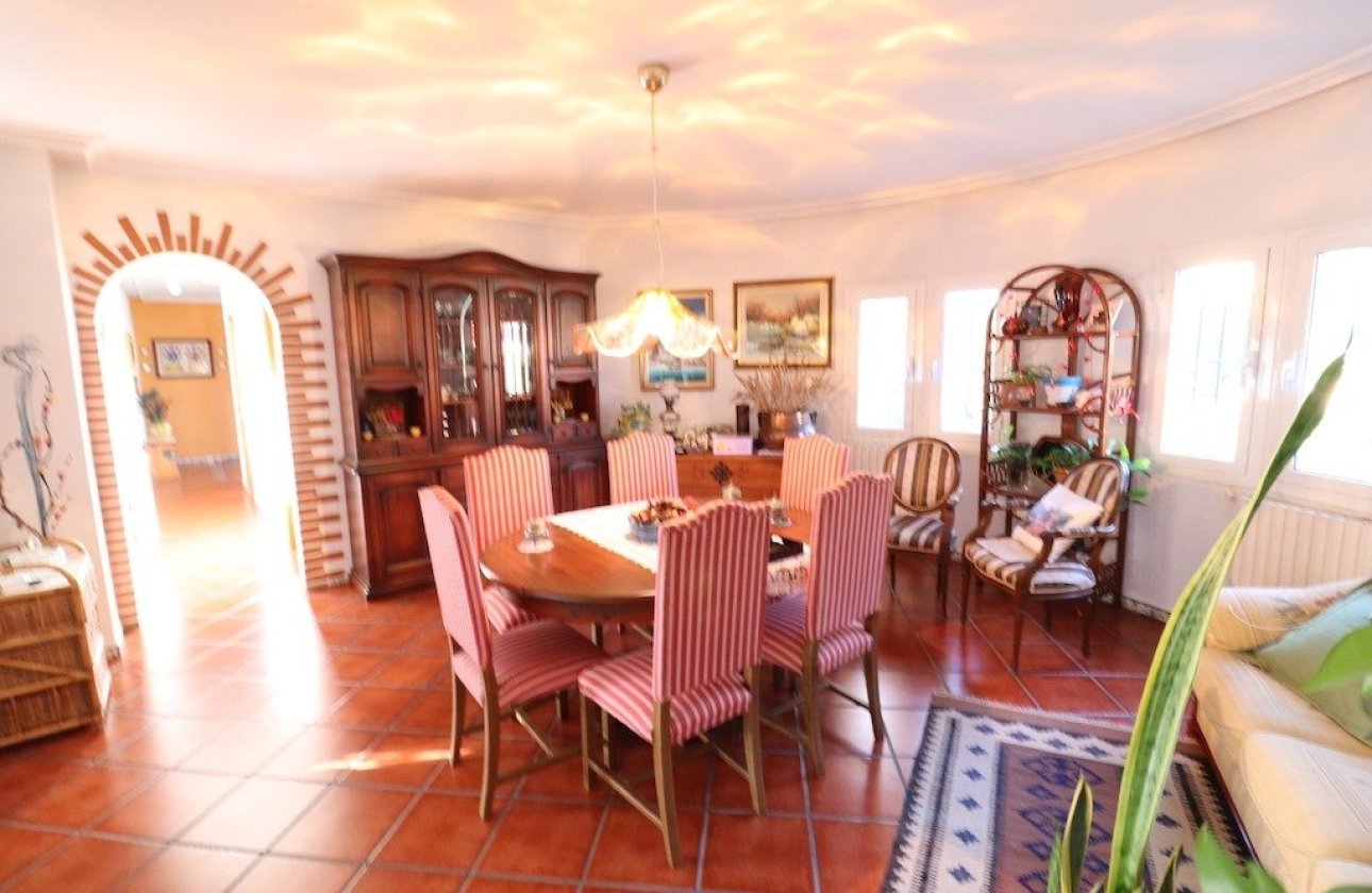 Revente - Villa - Torrevieja - El chaparral