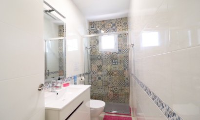 Revente - Villa - Torrevieja - El chaparral