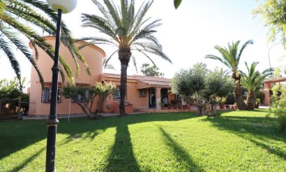 Revente - Villa - Torrevieja - El chaparral
