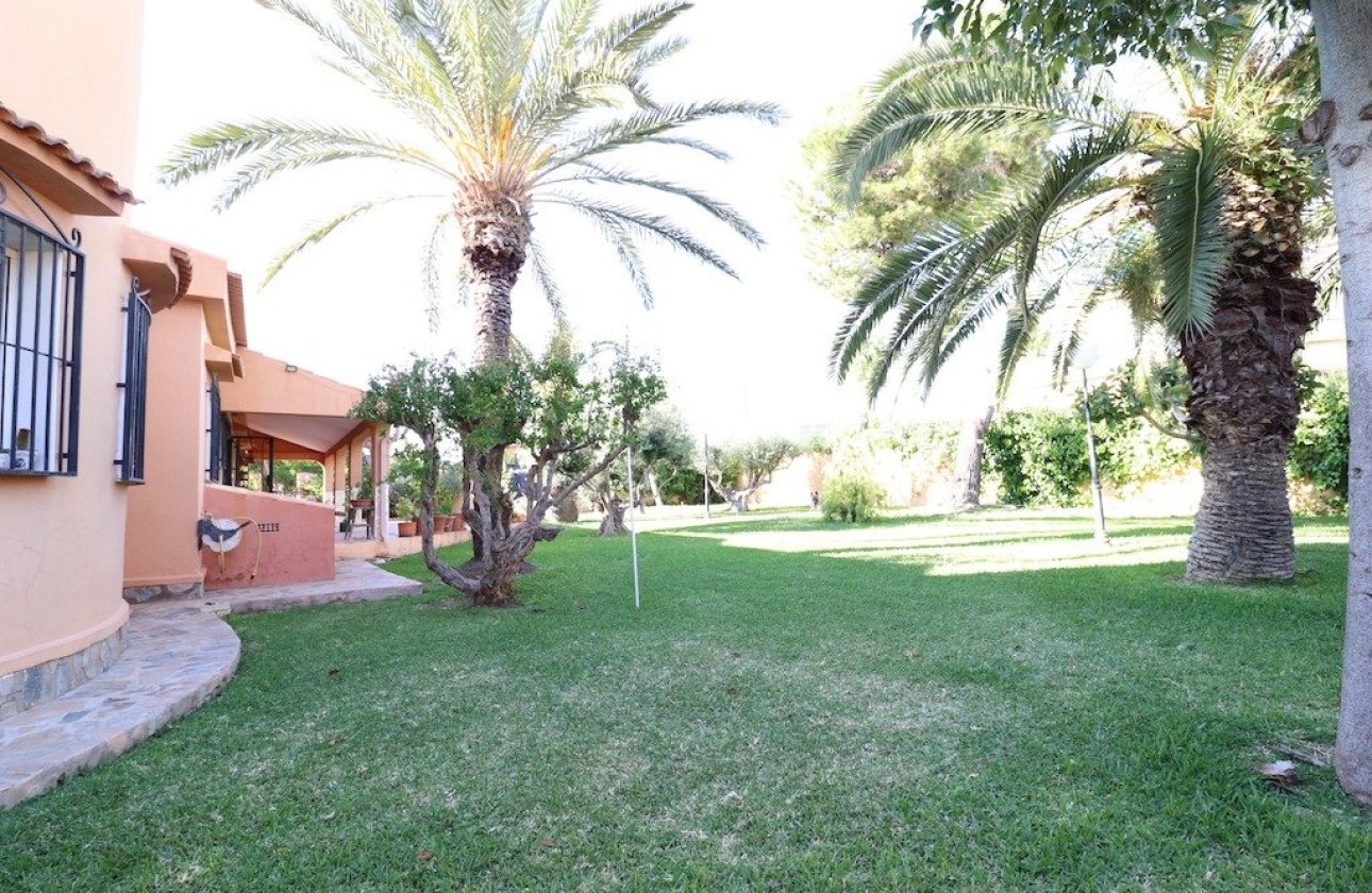 Revente - Villa - Torrevieja - El chaparral
