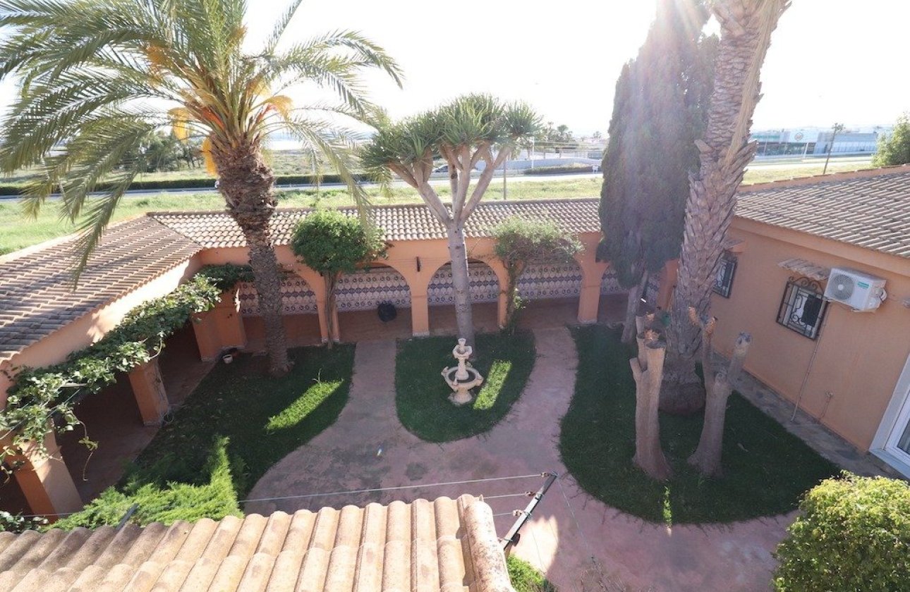 Revente - Villa - Torrevieja - El chaparral