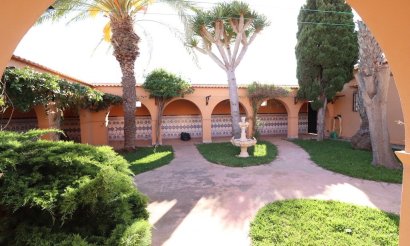 Revente - Villa - Torrevieja - El chaparral