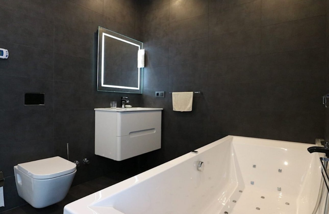 Reventa - Villa - Torrevieja - Los Angeles