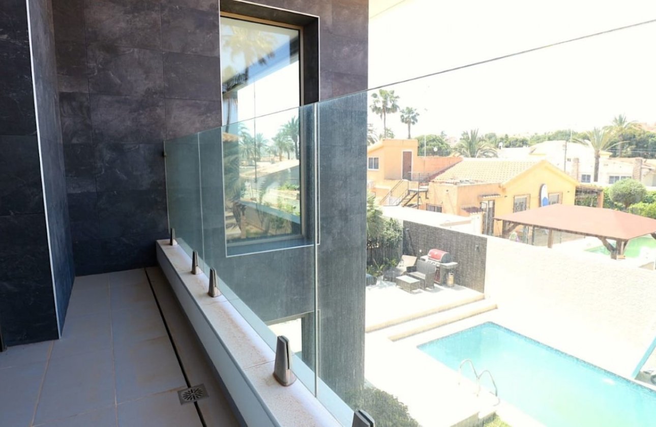 Reventa - Villa - Torrevieja - Los Angeles