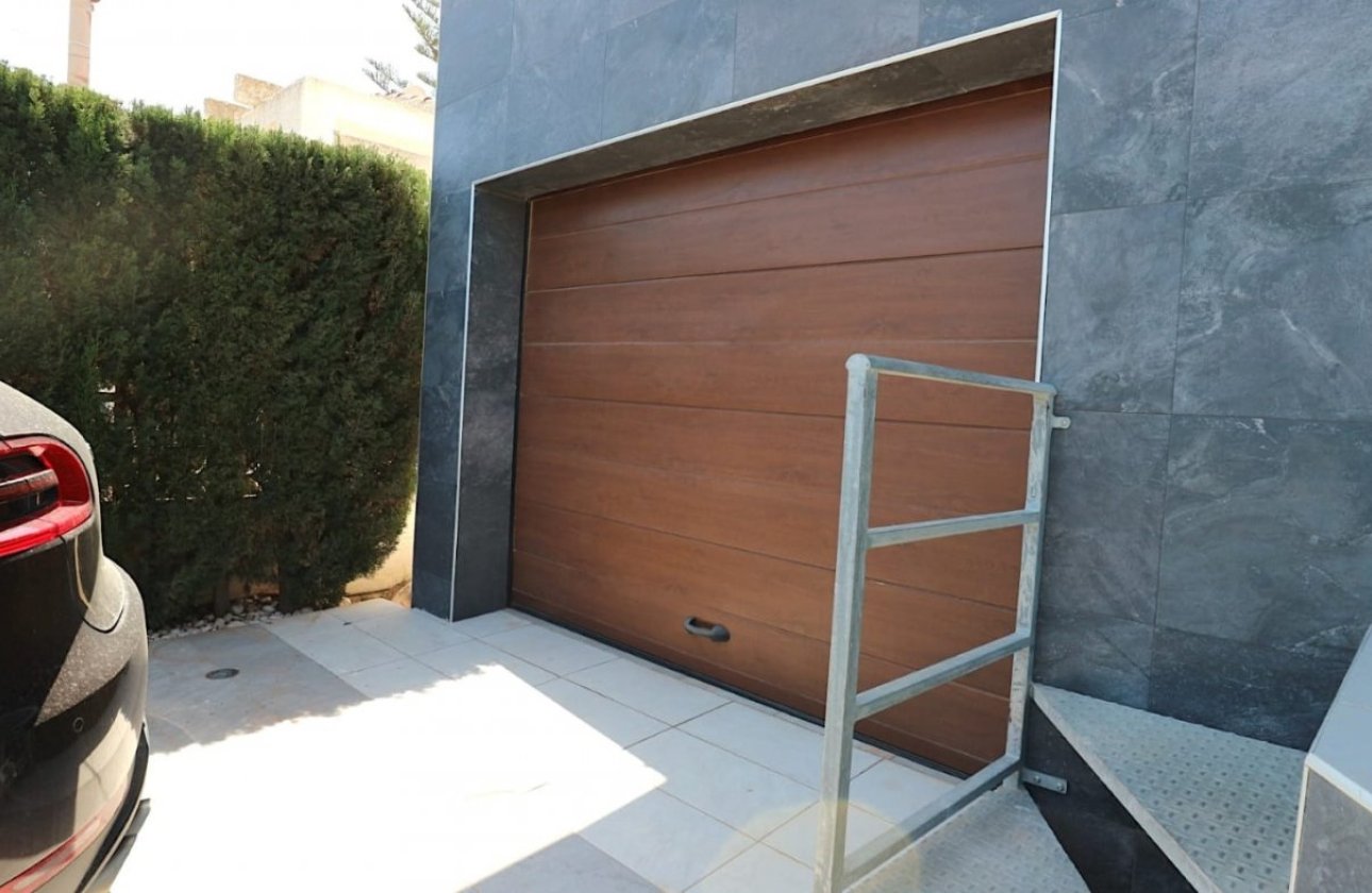Reventa - Villa - Torrevieja - Los Angeles