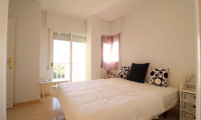 Resale - Apartment / flat - Orihuela Costa - Campoamor