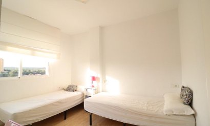 Resale - Apartment / flat - Orihuela Costa - Campoamor