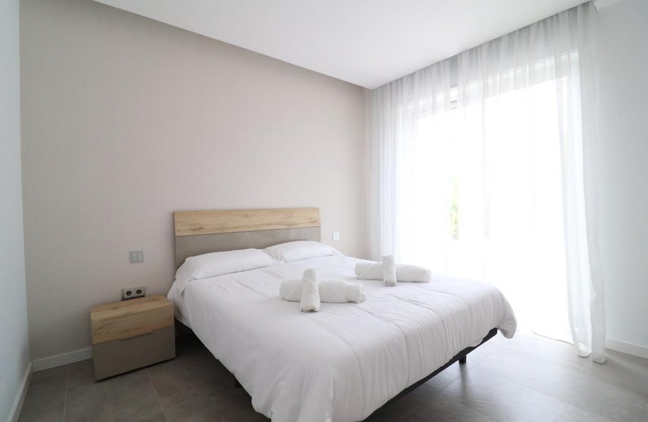 Revente - Villa - Orihuela Costa - Campoamor