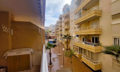 Reventa - Apartamento / piso - Torrevieja - Centro