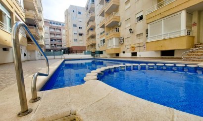 Reventa - Apartamento / piso - Torrevieja - Centro
