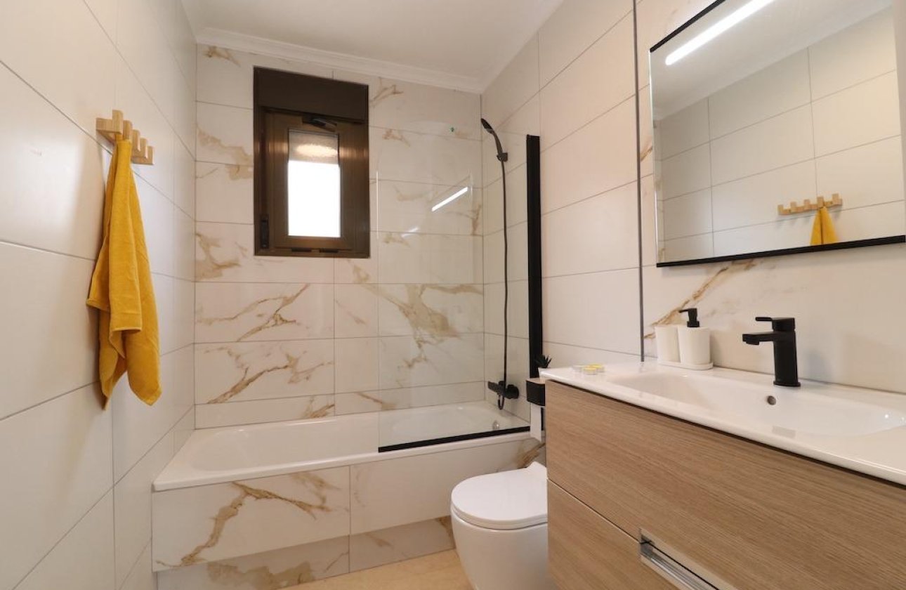 Resale - Townhouse - San Miguel de Salinas - Cerro del Sol