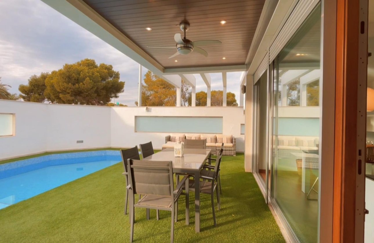 Revente - Villa - Orihuela Costa - Mil Palmeras