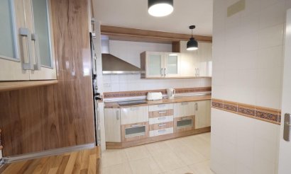 Resale - Apartment / flat - Torrevieja - torrevieja