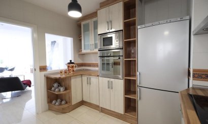 Resale - Apartment / flat - Torrevieja - torrevieja