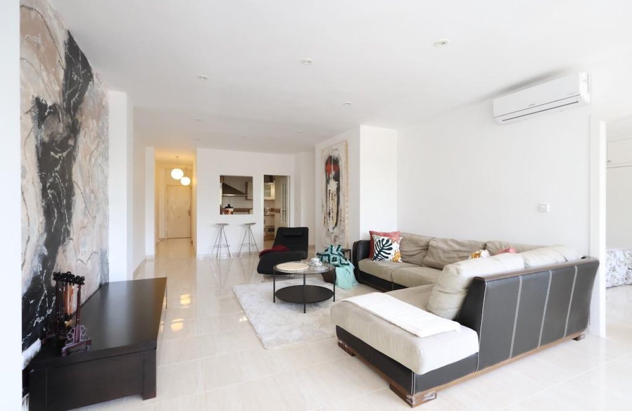 Resale - Apartment / flat - Torrevieja - torrevieja