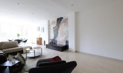 Resale - Apartment / flat - Torrevieja - torrevieja