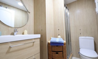 Resale - Apartment / flat - Torrevieja - torrevieja