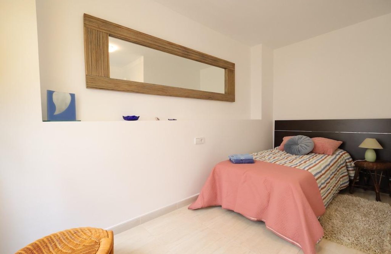 Resale - Apartment / flat - Torrevieja - torrevieja
