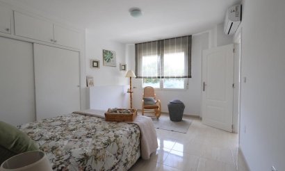 Resale - Apartment / flat - Torrevieja - torrevieja
