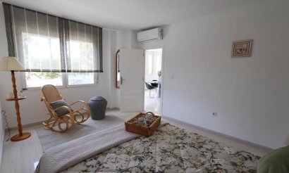 Resale - Apartment / flat - Torrevieja - torrevieja