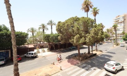 Resale - Apartment / flat - Torrevieja - torrevieja