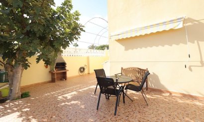 Reventa - Villa - Orihuela Costa - Playa Flamenca
