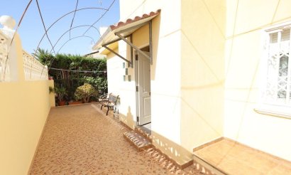 Reventa - Villa - Orihuela Costa - Playa Flamenca